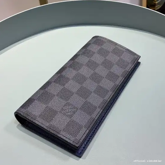 Official oldcobbler LOUIS ALEXANDRE VUITTON WALLET 0525
